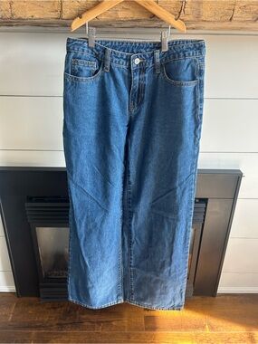 Wide-Leg Jeans in Medium Blue Wash